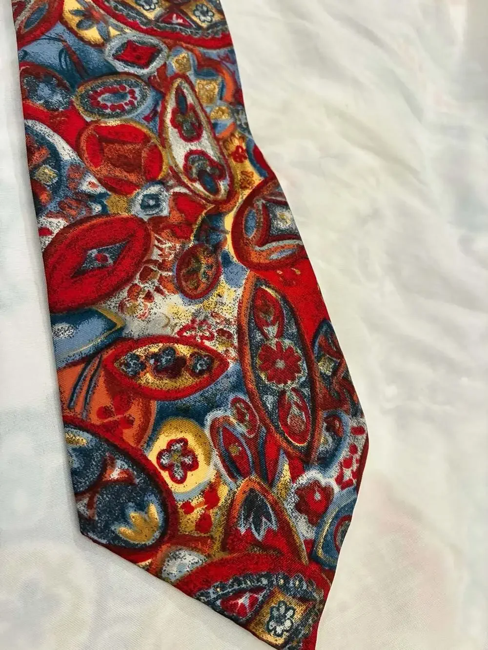 Vintage Silk Accents Red Blue Gold Abstract Paisley Pattern 100% Silk Necktie